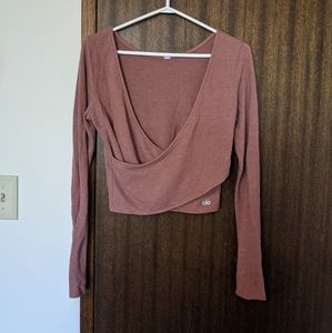 Alo Yoga Cropped Long Sleeve Shirt size Large